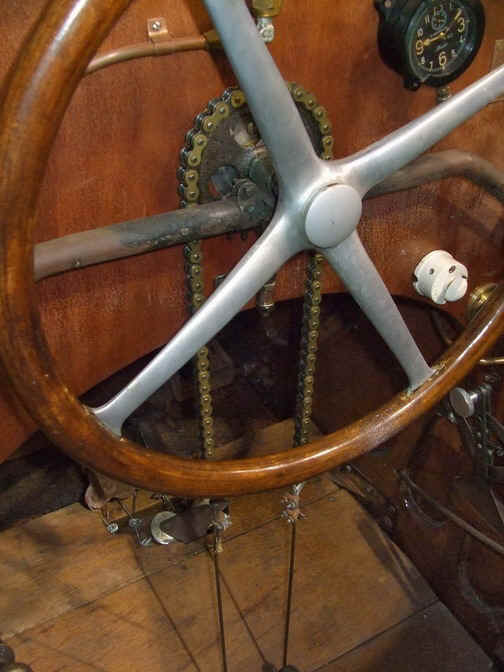 Helica_musee_paris_ 05.jpg (101041 octets)