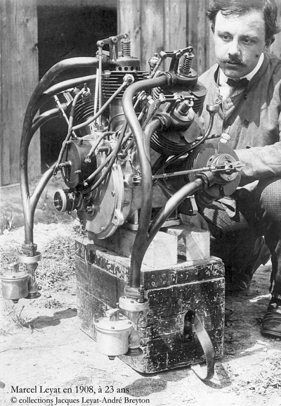 LEYATportrait1908 .jpg (97411 octets)